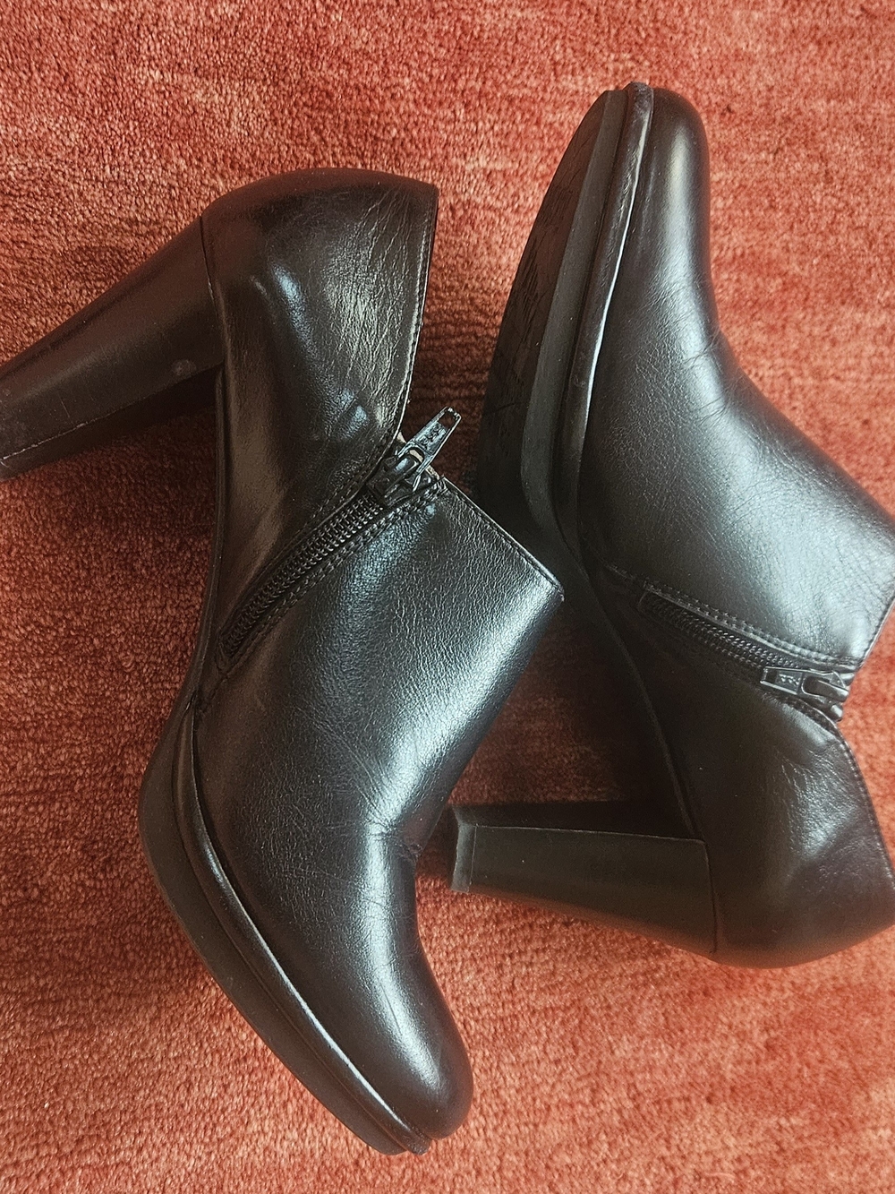Luxury Black Leather Side-Zip Heeled Ankle Boots